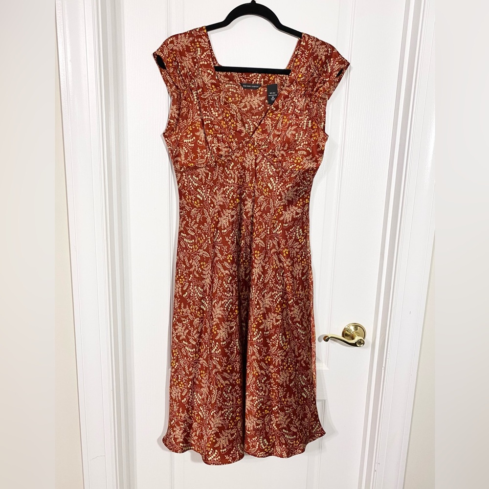 90s Y2K NY&CO SILK Floral Eyelet Trim Ruched Shoulder Empire Waist Dress Rust 10